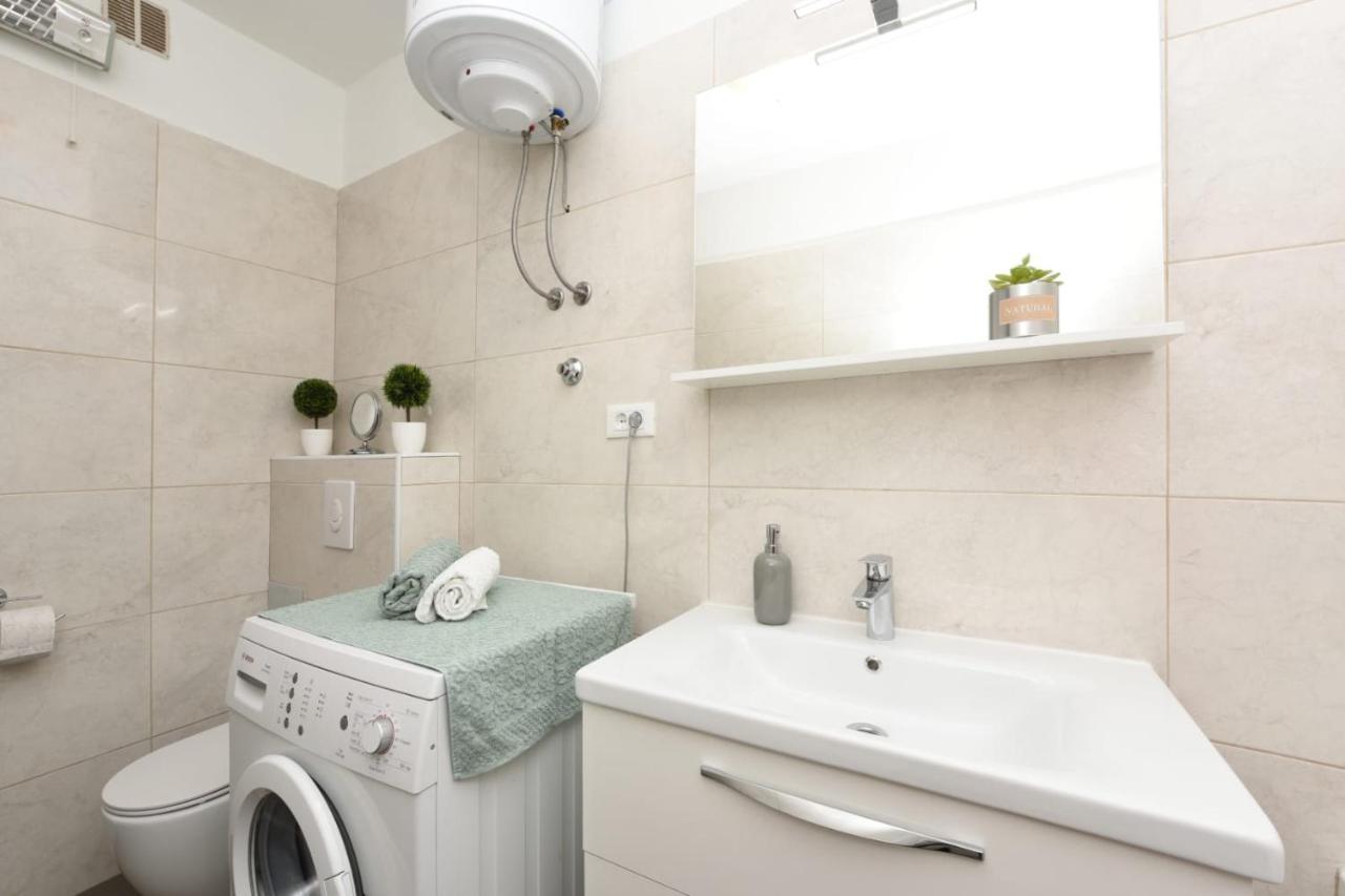 Apartman Vinika Задар Экстерьер фото